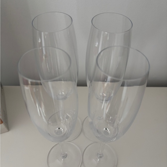 Trudeau Bohemia Champagne Flutes - Picture 3 of 5